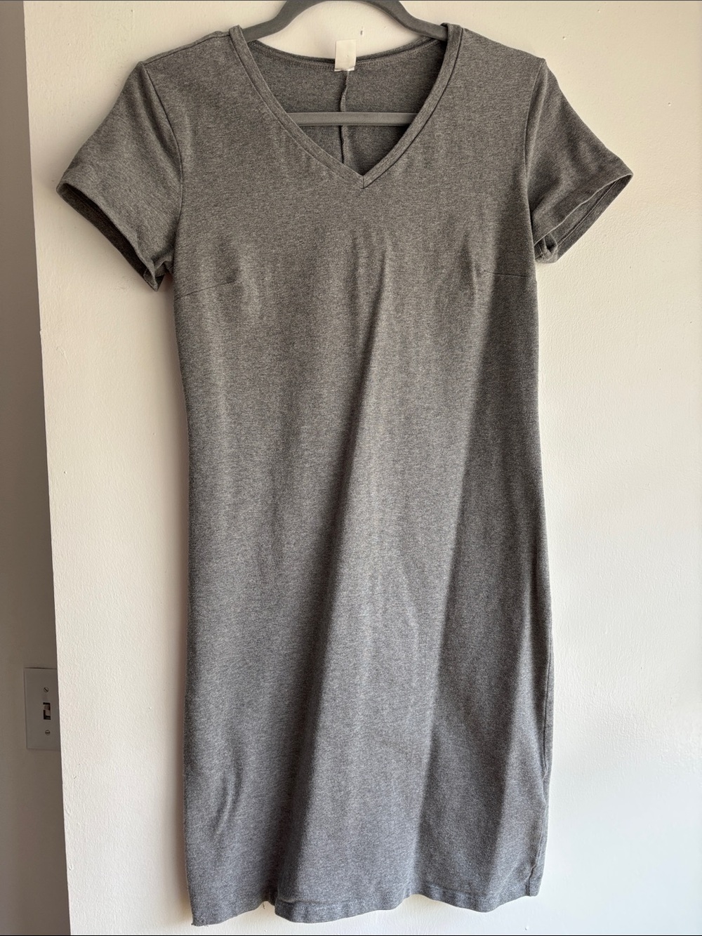 Old Navy Gray V-Neck T-Shirt Dress